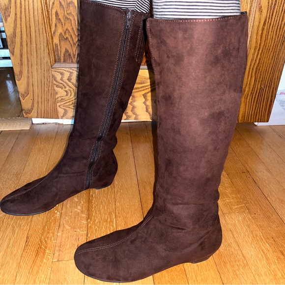 chocolate brown suede knee high Zip boots a2 aerosoles Peter Pan Wmn US 8 - Picture 3 of 16
